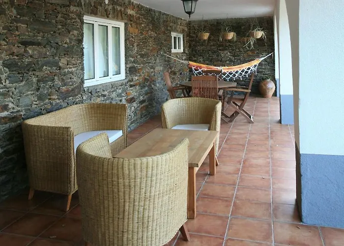 Casa Ribeira De Pera בית חווה קסטניירה דה פרה
