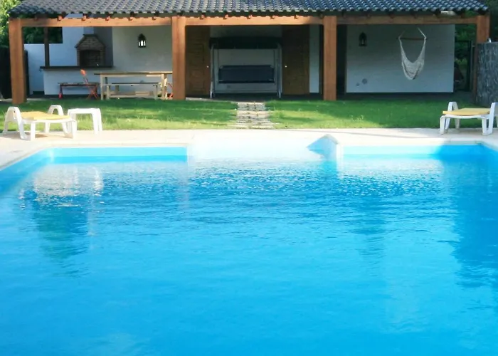 Casa Ribeira De Pera